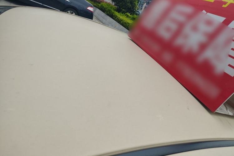 Used Mazda 3 Axela 2014 Sedan 1.5L Automatic Comfort Model Roof