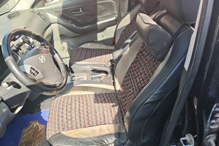 Used Hyundai Celesta 2011 1.6L Automatic Luxury Version Left Front Seat