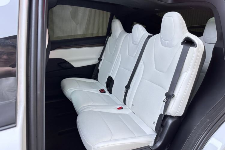 Used Tesla Model X 2023 Dual-Motor All-Wheel-Drive Version