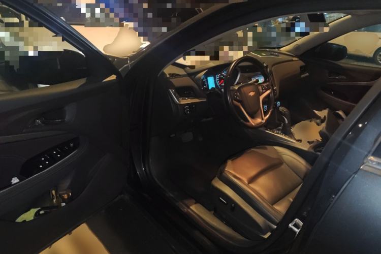 Used Chevrolet Malibu 2018 530T Automatic Luxury Edition Driver Seat