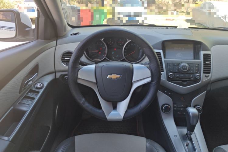 Used Chevrolet Cruze 2011 1.6L SE Automatic Steering Wheel