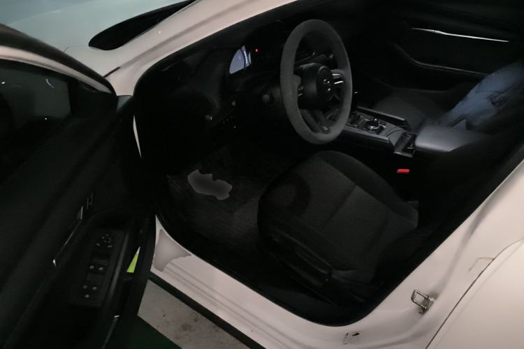 Used Mazda Mazda 3 Axela 2023 1.5L Manual ZhiMei Edition