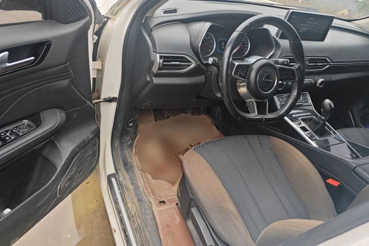 Used Zotye T600 Coupe 2017 1.5T Manual Luxury Model Driver Seat