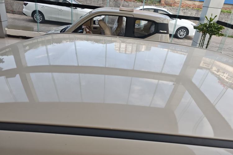 Used Wuling Hongguang MINIEV 2024 3rd Generation 215km Youth Edition Roof