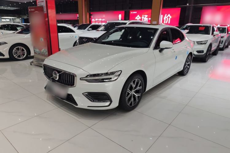 Used Volvo S60 2025 B4 Zhiyi Luxury Edition