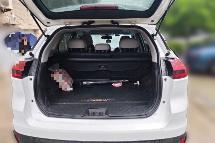 Used Geely Auto Emgrand X7 Sport 2022 1.8TD DCT Zhiya Trim Trunk