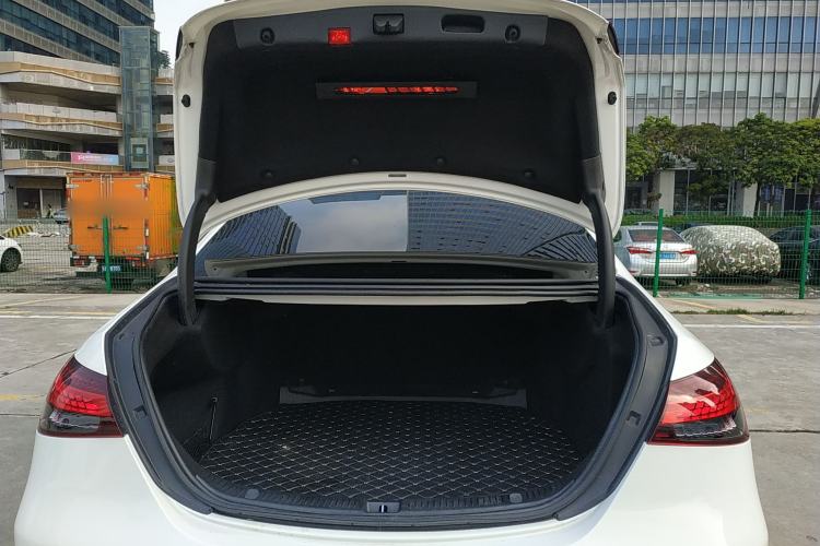 Used Mercedes-Benz E-Class 2021 Updated E 260 Fashion Sport Edition
