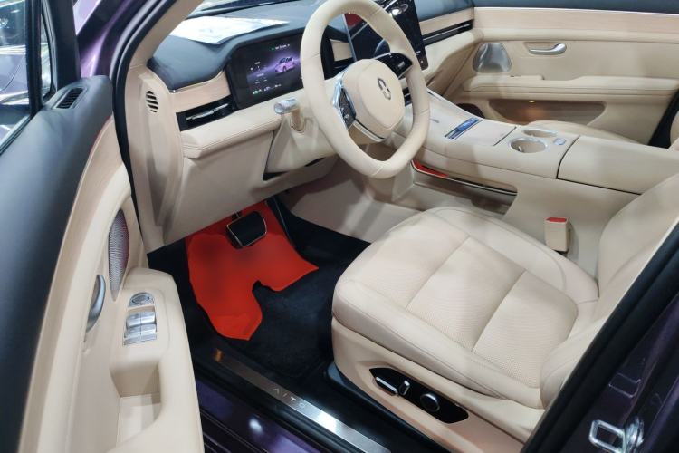 Used Hima AITO M5 2025 Extended-Range Ultra All-Wheel-Drive Version Left Front Seat