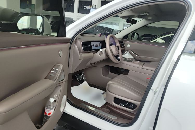 Used Hima AITO M7 2026 Model Range-Extending Pro+ All-Wheel Drive 5-Seater Version
