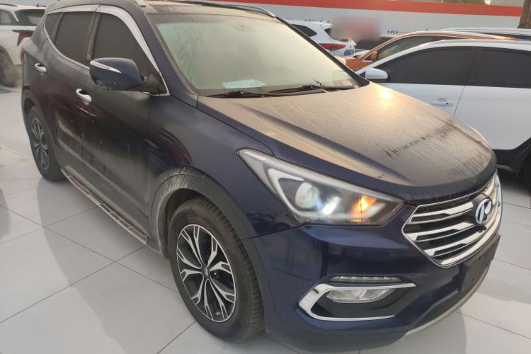 Used Hyundai Santa Fe 2017 2.0T Automatic All-Wheel Drive Smart 7-Seater

