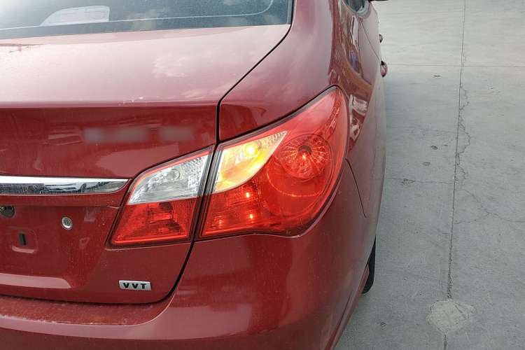 Used Hyundai Celesta 2015 1.6L Automatic Comfort Model
