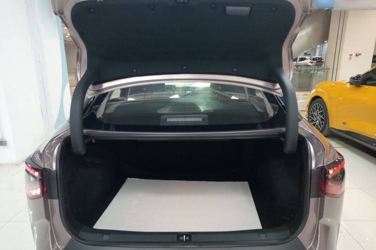 Used Toyota bZ3 2024 616 km Long-Range Premium