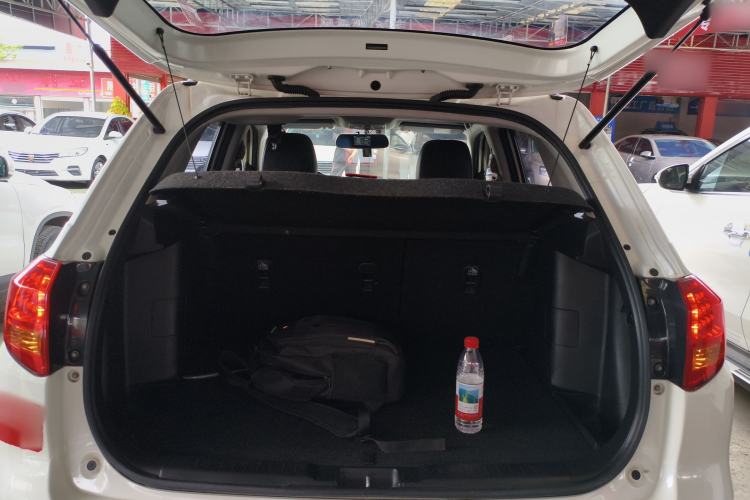 Used Suzuki Vitara 2016 1.4T Automatic Two-Wheel Drive Luxury Version Trunk