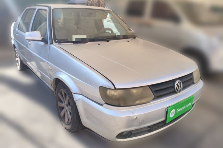 Used Volkswagen Jetta 2010 1.6L Vanguard Front Right 45 Deg