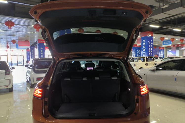 Used Volkswagen ID.6 CROZZ 2021 Long-Range PURE+ Edition
