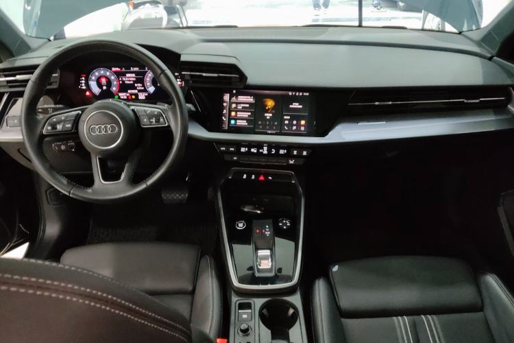 Used Audi A3 2022 Sportback 35 TFSI Fashionable Sports Model Center Console