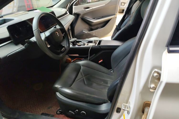 Used CHANGAN Ruicheng PLUS 2023 1.5T DCT Lingyue Trim
