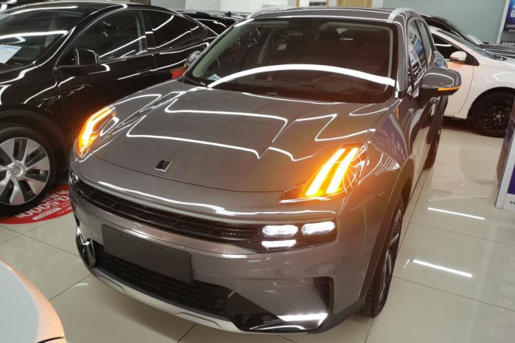 Used Lynk & Co 06 EM-P 2022 PHEV 84 km Range Pro Version Front