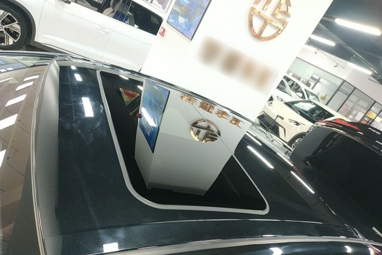 Used Toyota Camry 2026 Model Dual-Engine 2.0HGVP Luxury Edition