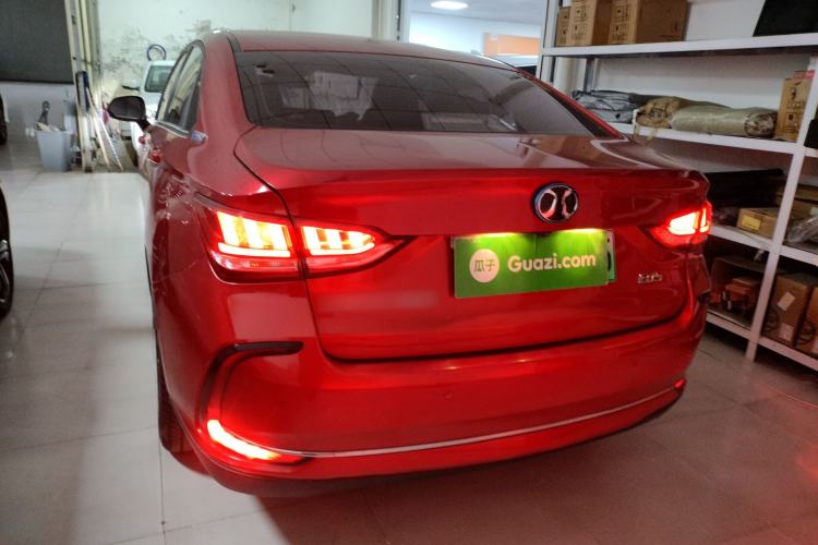 Used BAIC Beijing EU5 2018 R550 Smart Trend Edition
