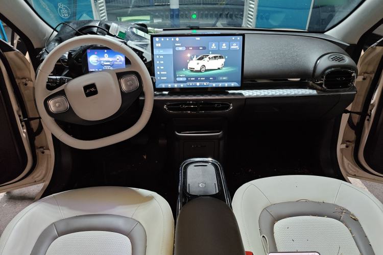 Used JAC Yiwei 3 2023 505km Pro
