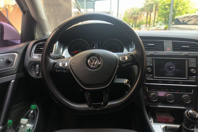 Used Volkswagen Golf 2018 230TSI Manual Comfort Version
