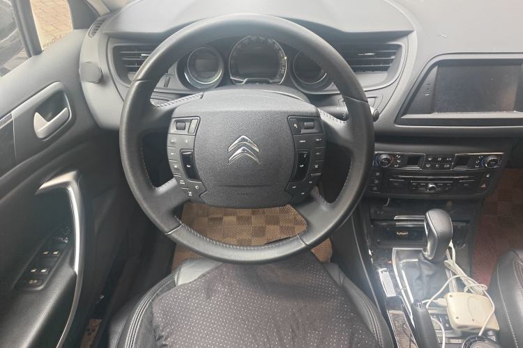 Used Citroen C5 2013 2.0L Automatic Luxury Model Steering Wheel