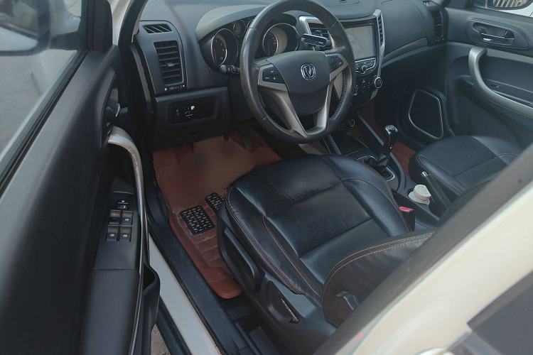 Used CHANGAN CS35 2012 1.6L Manual Luxury Model China IV Standard
