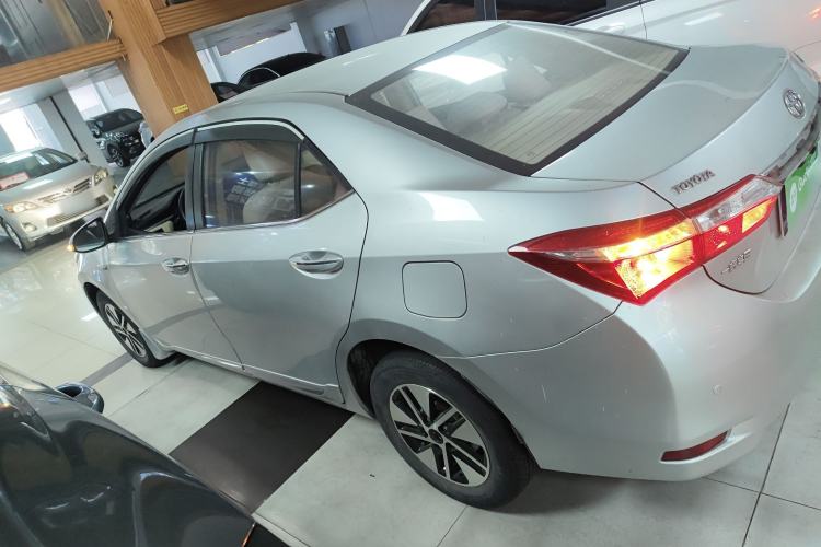 Used Toyota Corolla 2014 1.6L CVT GL-i

