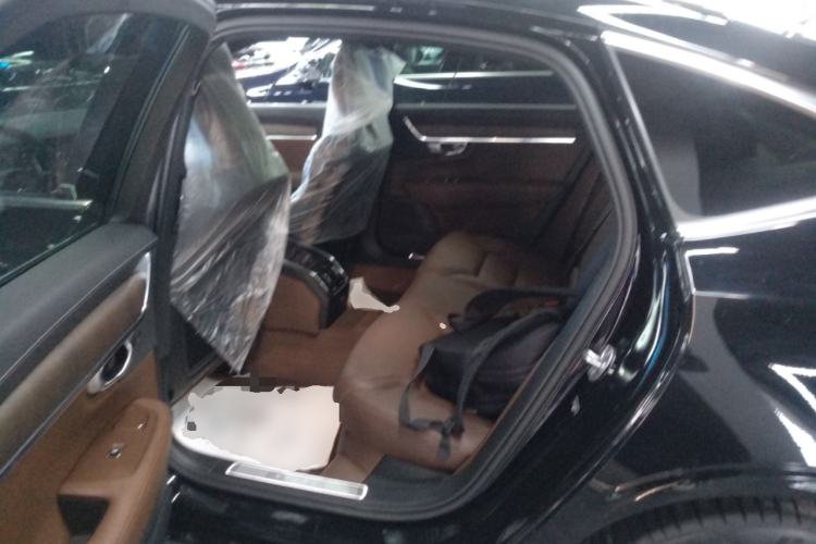 Used Volvo S90 2024 B5 Zhiyuan Luxury Edition
