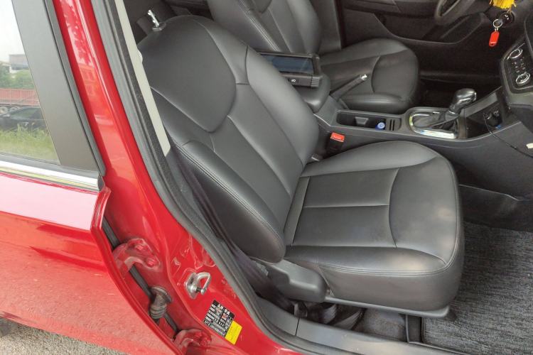 Used Roewe 360 2015 1.5L Automatic Luxury Edition
