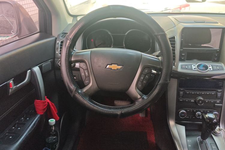 Used Chevrolet Captiva 2017 2.4L 4x4 Flagship Edition 7-Seater