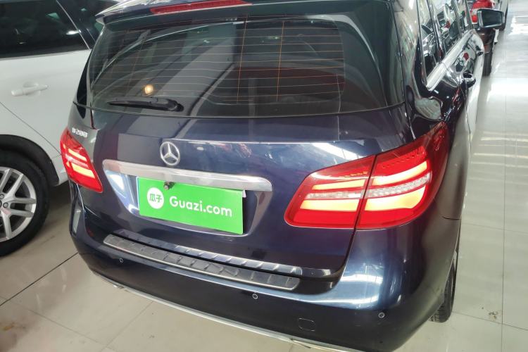 Used Mercedes-Benz B-Class 2017 B 200 Fashion Model
