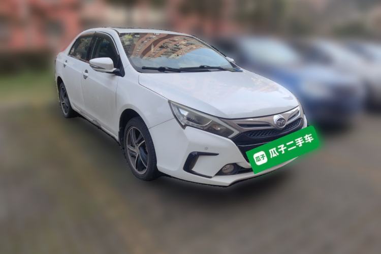 Used BYD Qin New Energy 2014 1.5T Flagship Model
