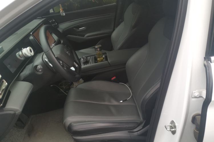 Used BYD Qin L 2025 DM-i Smart Drive 120KM Leading Model