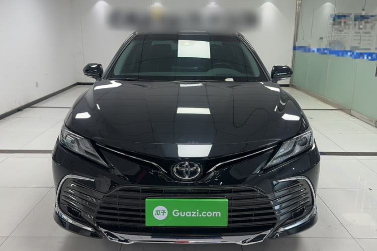 Used Toyota Camry 2023 2.0G Luxury Edition

