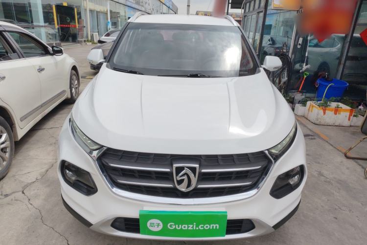 Used Baojun 510 2017 1.5L Manual Fashion Model Front