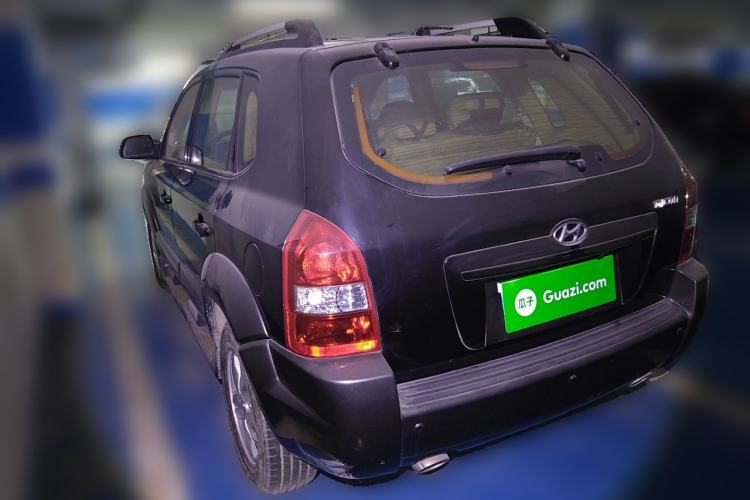 Used Hyundai Tucson 2009 2.0L Automatic Two-Wheel Drive with Sunroof