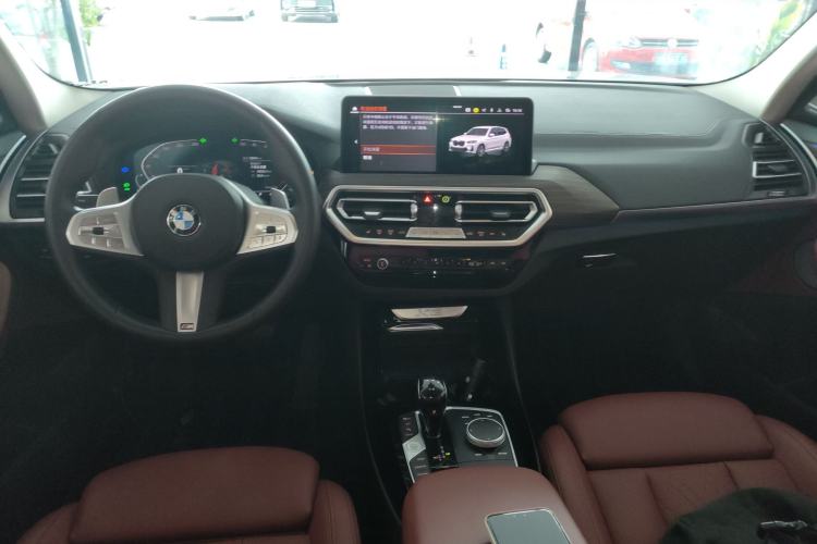 Used BMW X3 2023 Restyled xDrive30i Leading Edition M Night Sky Package Center Console