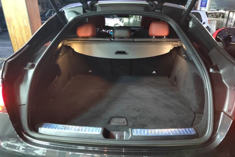 Used Mercedes-Benz GLC Coupe 2020 GLC 260 4MATIC Coupe SUV
