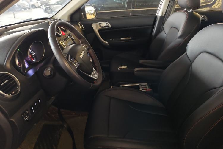 Used Haval H6 2016 Upgraded Model 1.5T Automatic Two-Wheel Drive Elite Version
