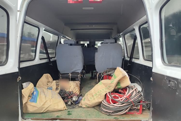 Used JMC Transit 2021 2.8T Space King Standard Version Long Wheelbase Mid-Height Roof Rear Single Tire – Step 6-Seater Diesel China VI Emission Standard JX493
