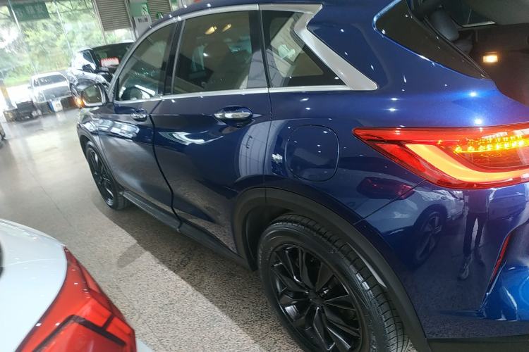 Used Infiniti QX50 2018 2.0T Two-Wheel-Drive Elite Edition
