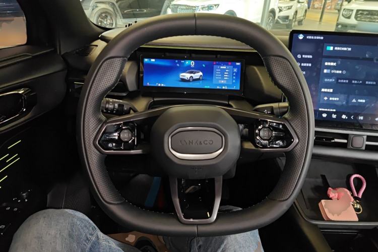 Used Lynk & Co 06 EM-P 2023 EM-P 126 Long-Range Halo