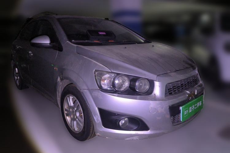 Used Chevrolet Aveo Sonic 2011 Sedan 1.4L Automatic SE