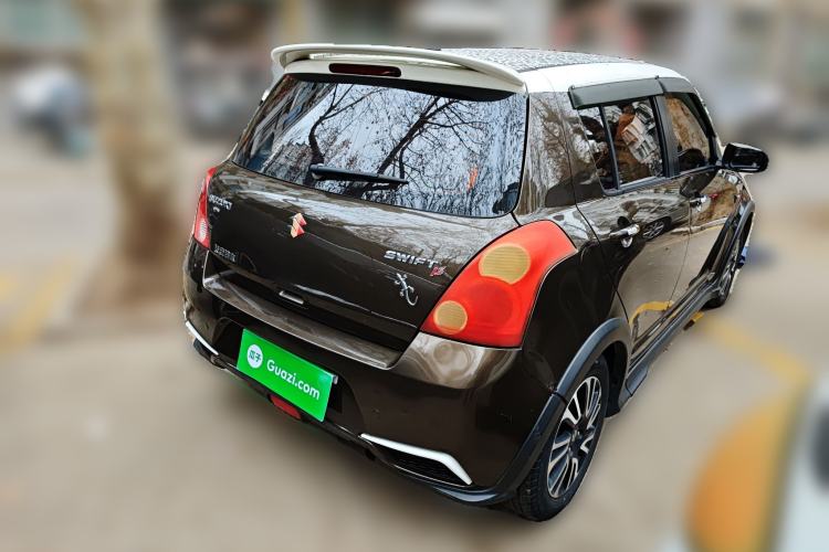 Used Suzuki Swift 2015 1.5L Manual Limited Edition