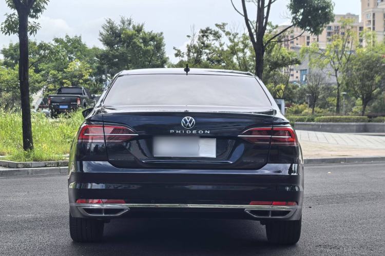Used Volkswagen Phideon 2021 380TSI Luxury Edition Exterior 5