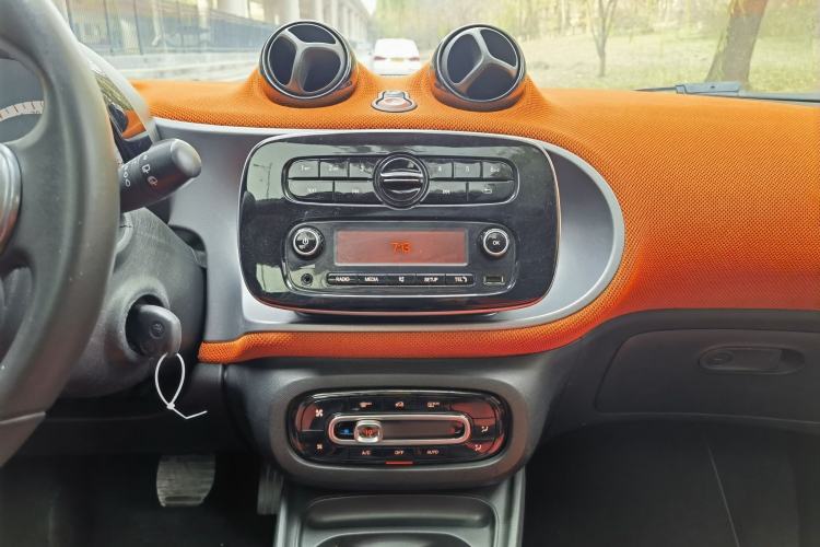 Used smart forfour 2016 1.0L 52 kW Passion Edition