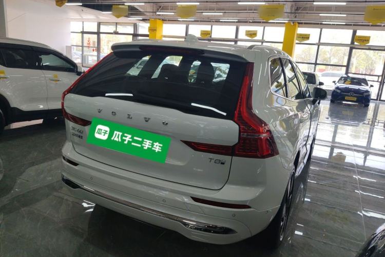 Used Volvo XC60 New Energy 2025 Plug-in Hybrid Long-Range All-Wheel Drive Smart & Luxurious Edition Rear Right 45 Deg