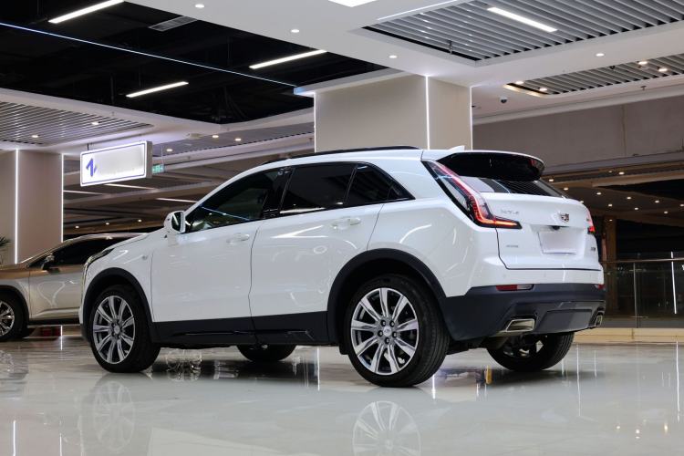 Used Cadillac XT4 2020 28T 4x4 Platinum Sport Edition Exterior 3